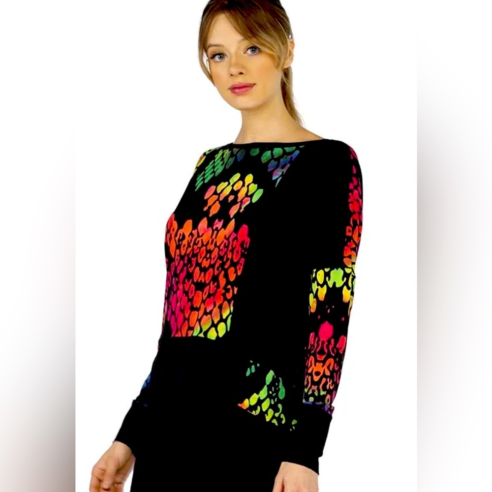 EVA VARRO Brightlights Kabuki Top